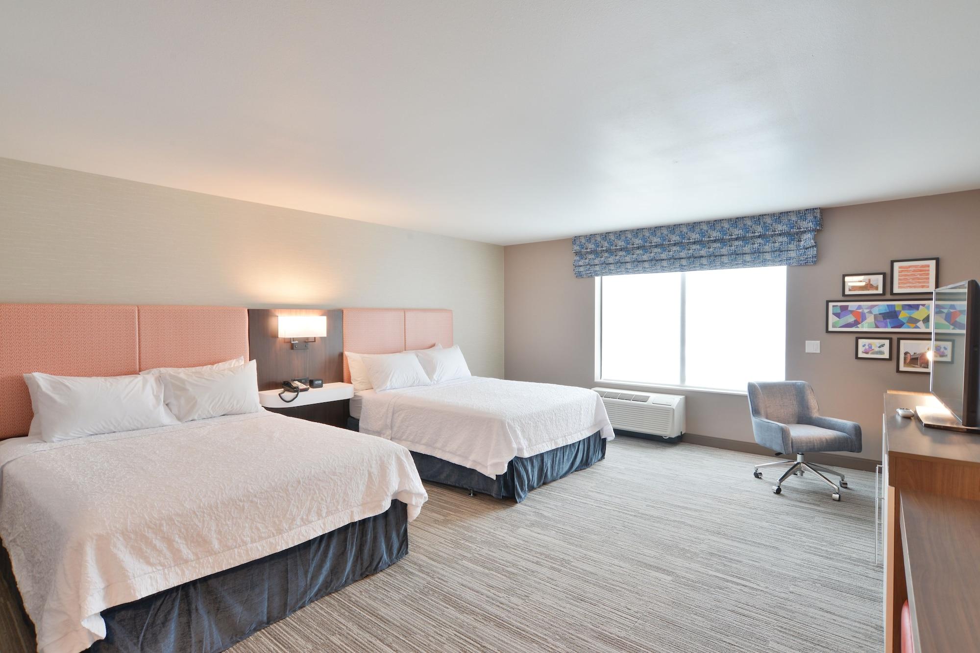 Hampton Inn & Suites Menomonie-Uw Stout Dış mekan fotoğraf