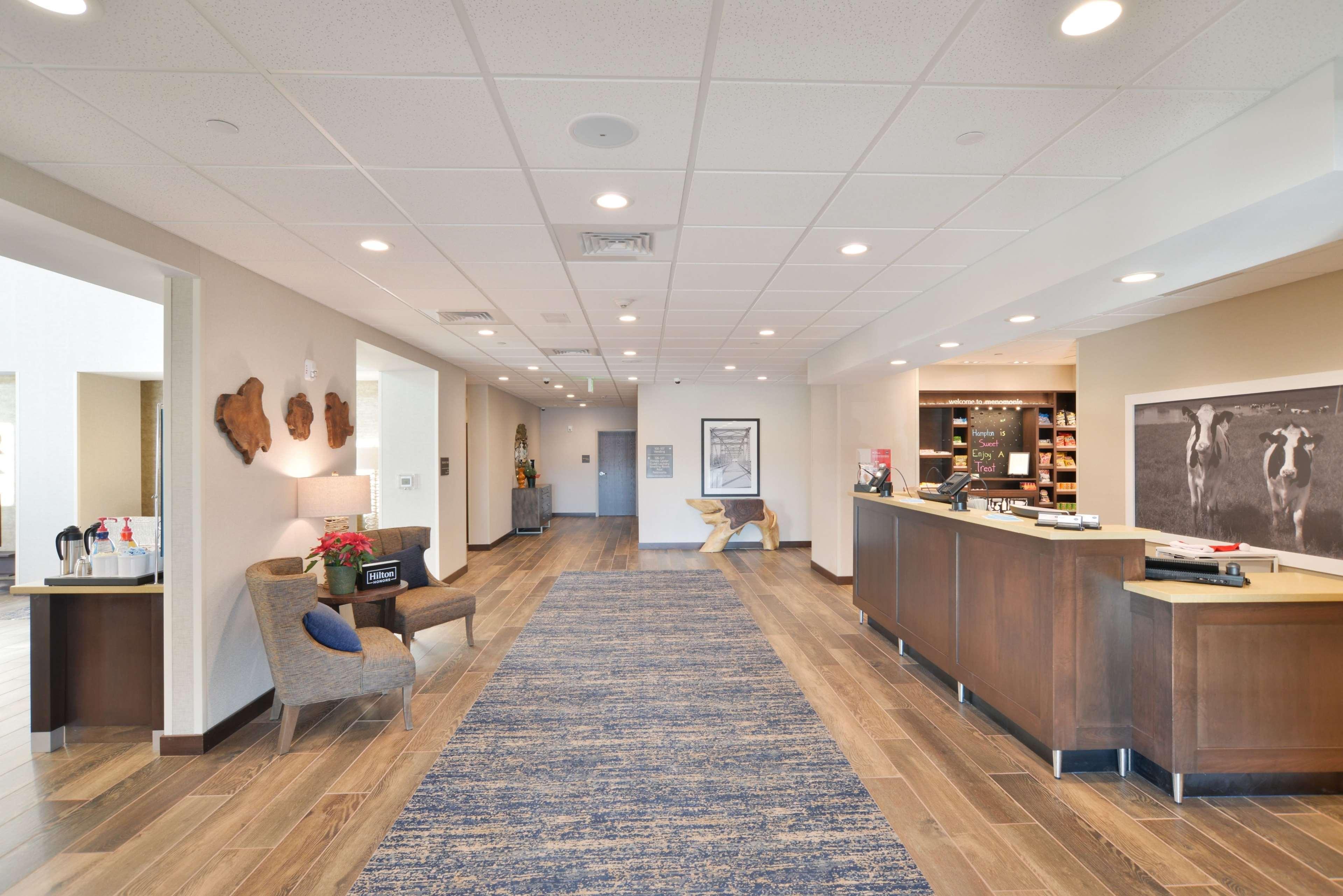 Hampton Inn & Suites Menomonie-Uw Stout Dış mekan fotoğraf