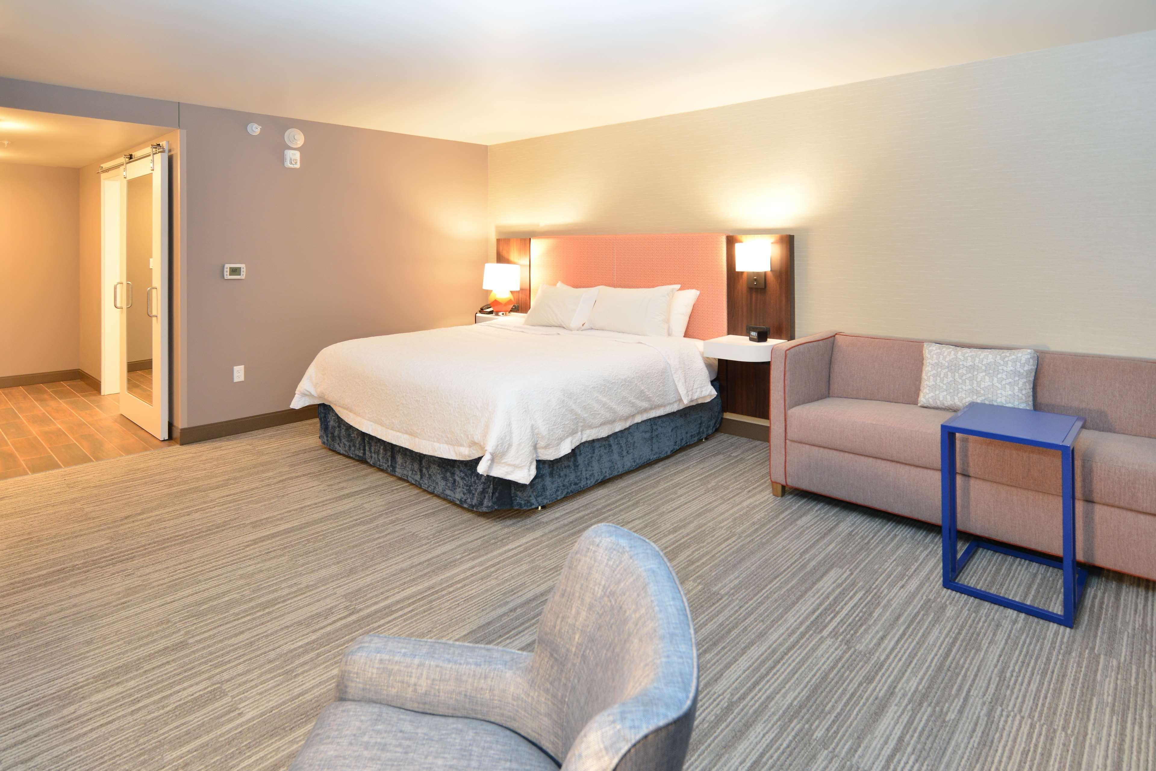 Hampton Inn & Suites Menomonie-Uw Stout Dış mekan fotoğraf