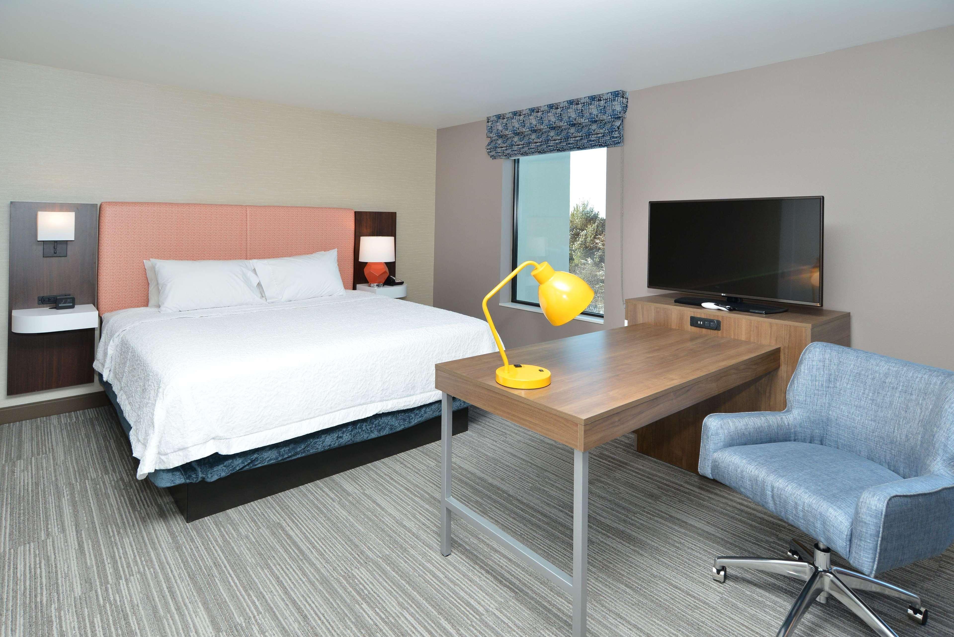 Hampton Inn & Suites Menomonie-Uw Stout Dış mekan fotoğraf
