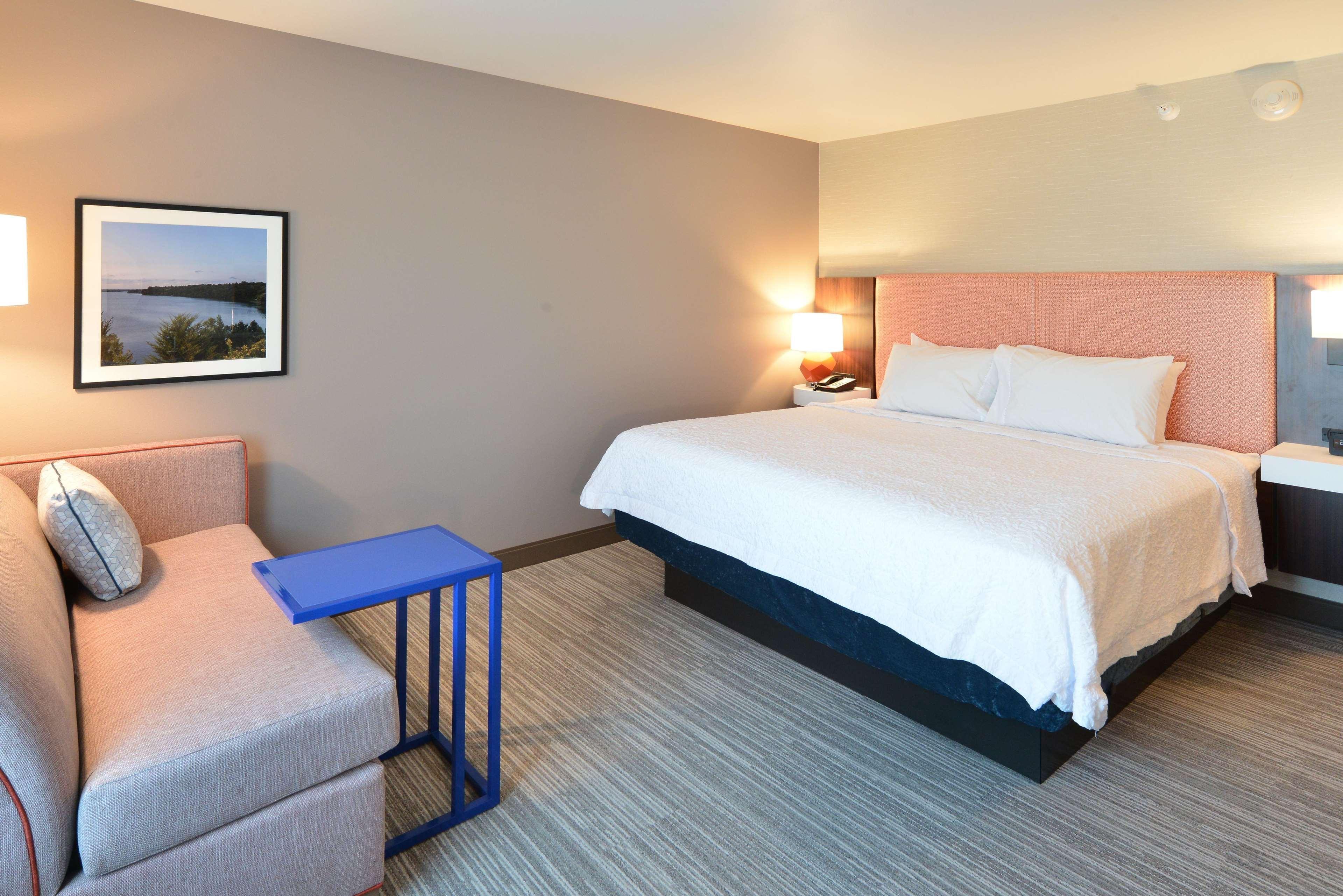 Hampton Inn & Suites Menomonie-Uw Stout Dış mekan fotoğraf
