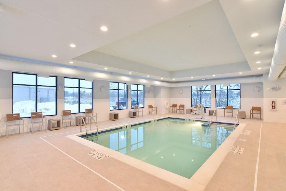 Hampton Inn & Suites Menomonie-Uw Stout Dış mekan fotoğraf