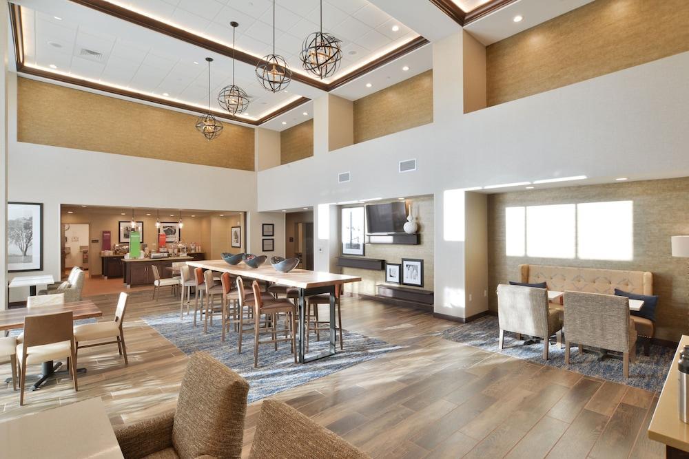 Hampton Inn & Suites Menomonie-Uw Stout Dış mekan fotoğraf