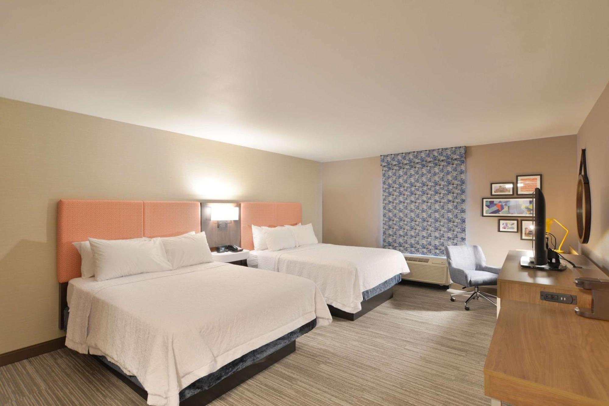 Hampton Inn & Suites Menomonie-Uw Stout Dış mekan fotoğraf